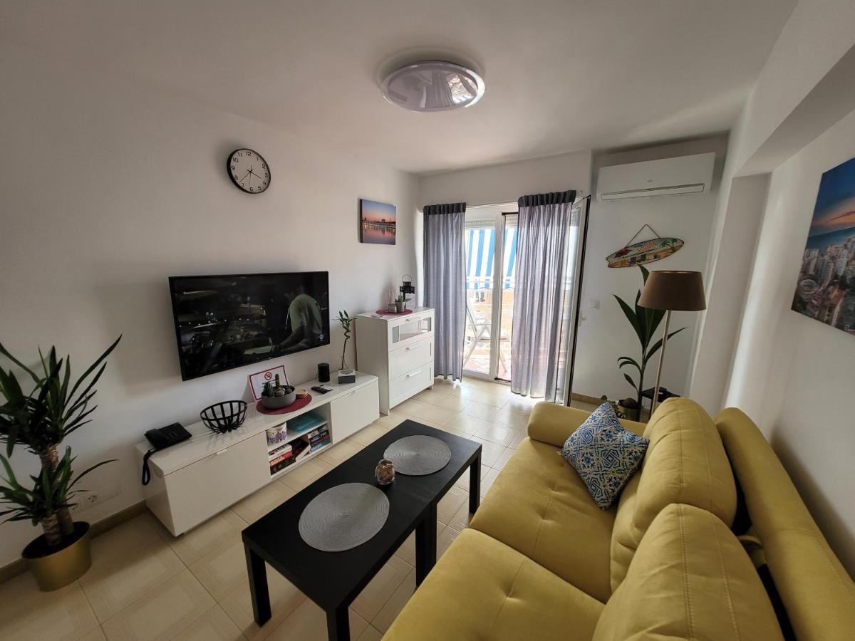 Attico Acuario, 2 Bathrooms Top Floor Appartment With Sea And Mountain Views เบนัลมาเดนา ภายนอก รูปภาพ